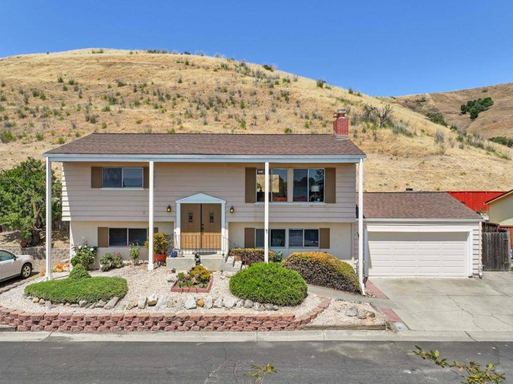 Union City, CA 94587,423 Riviera DR