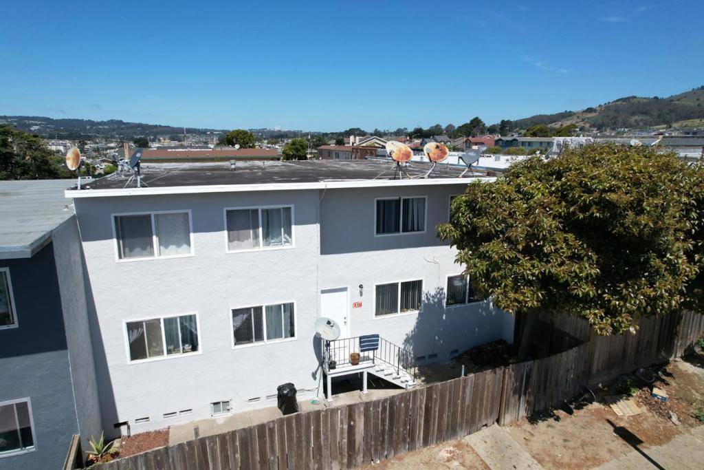 South San Francisco, CA 94080,324 Susie WAY