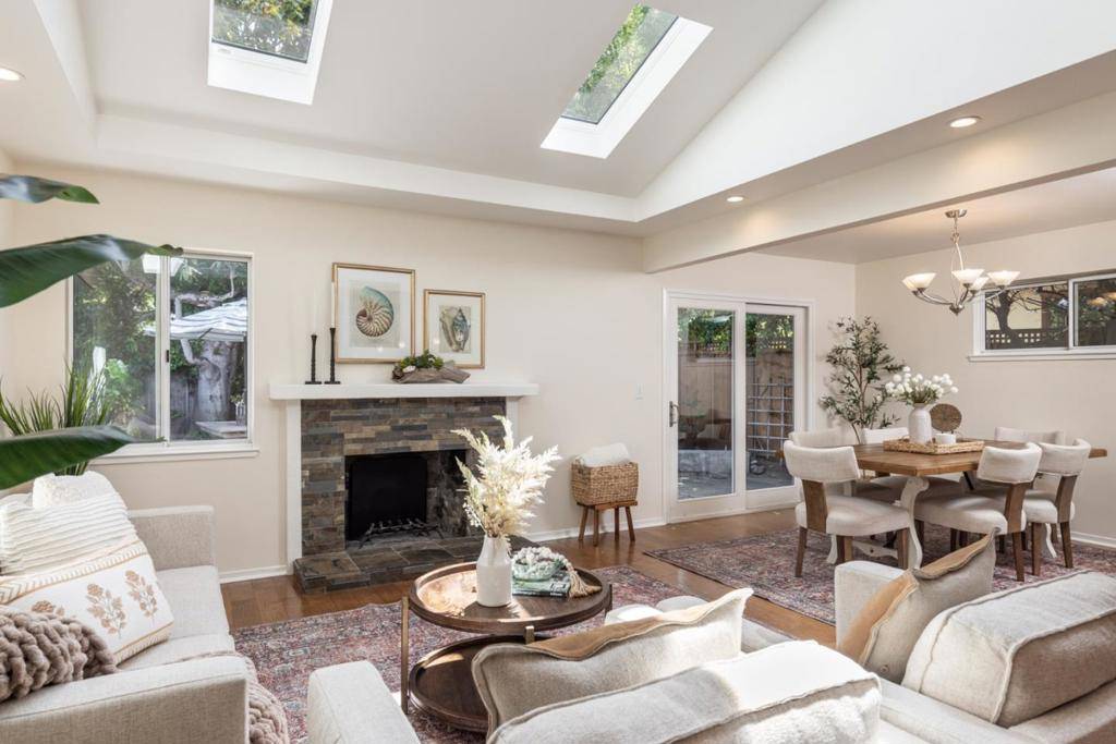 Carmel, CA 93923,3284 Sycamore PL