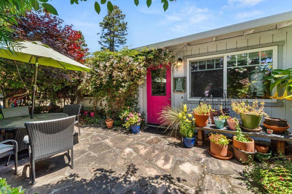 Santa Cruz, CA 95060,330 Trescony ST