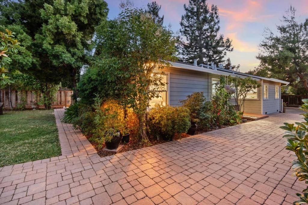 Menlo Park, CA 94027,332 Camino Al Lago