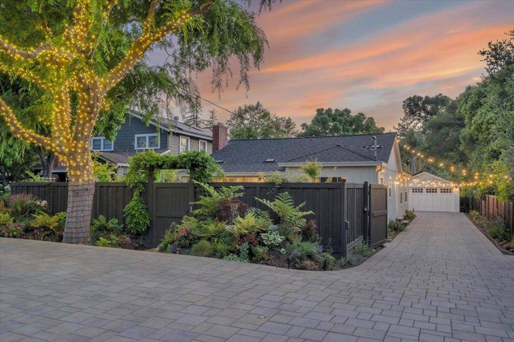 Monte Sereno, CA 95030,15415 Winchester BLVD