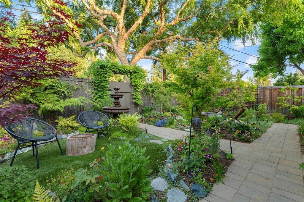 Monte Sereno, CA 95030,15415 Winchester BLVD