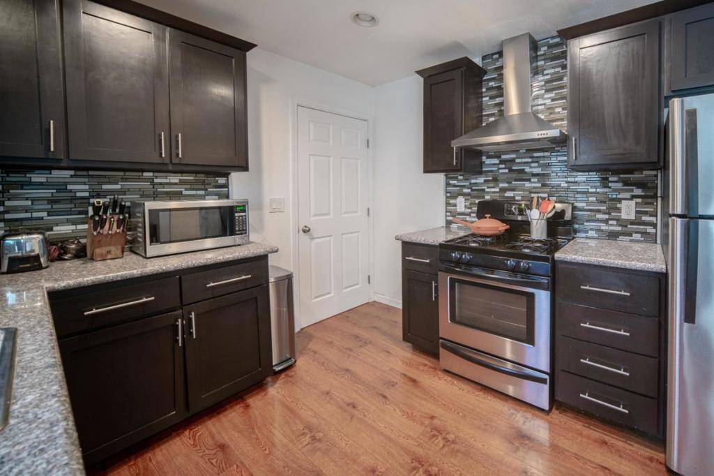 Del Rey Oaks, CA 93940,1017 Via Verde