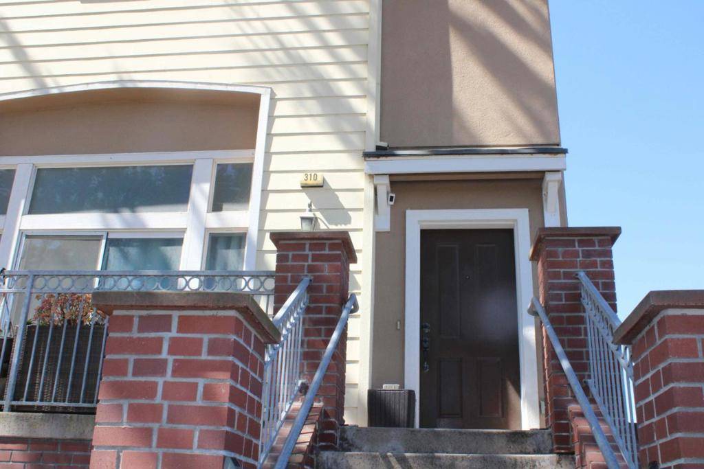 Marina, CA 93933,310 Carmel AVE