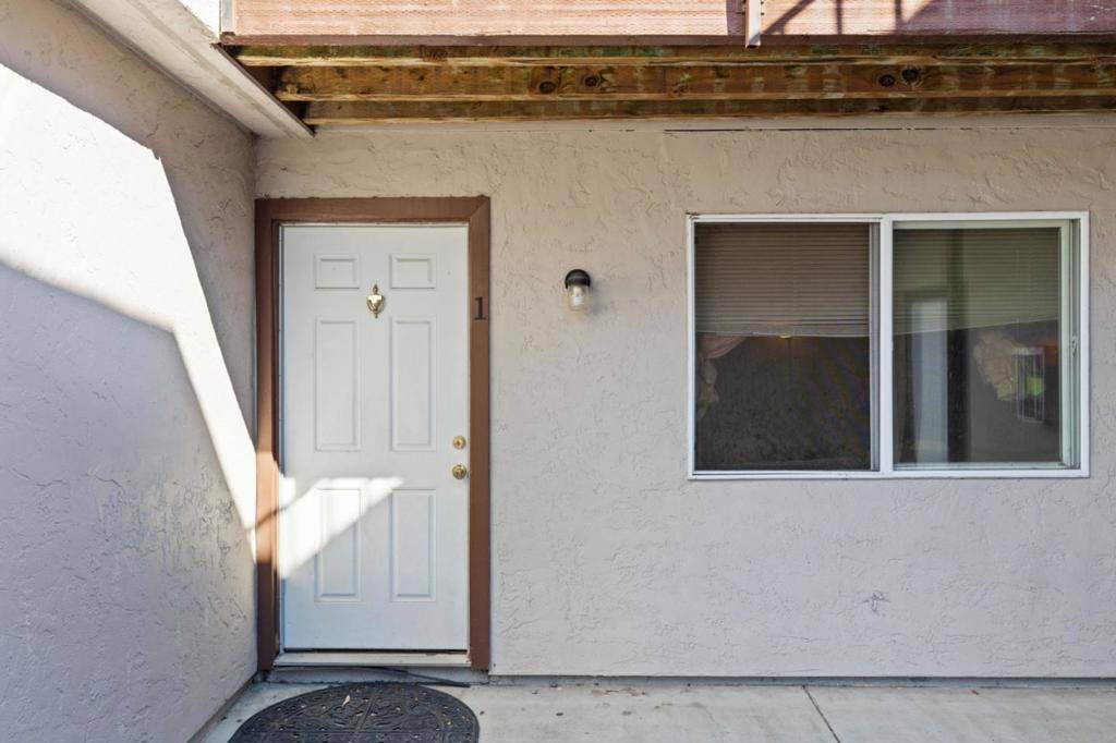 Redwood City, CA 94063,306 Beech ST