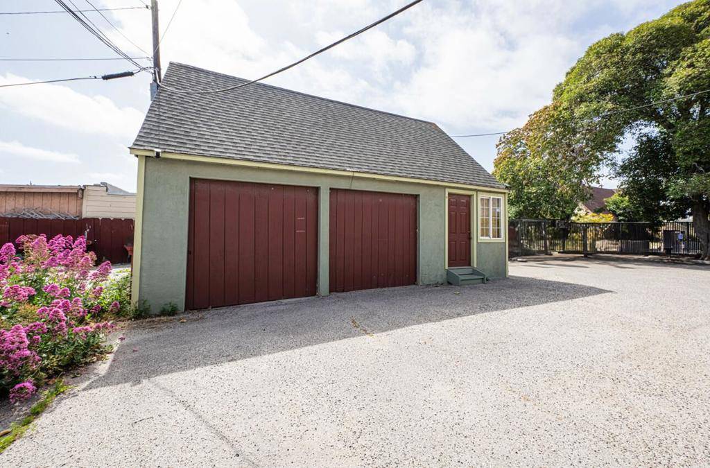 Salinas, CA 93901,737 S Main ST
