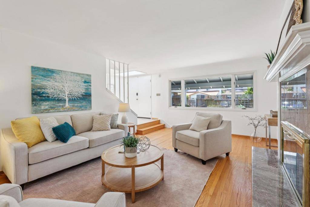 South San Francisco, CA 94080,2204 Delvin WAY