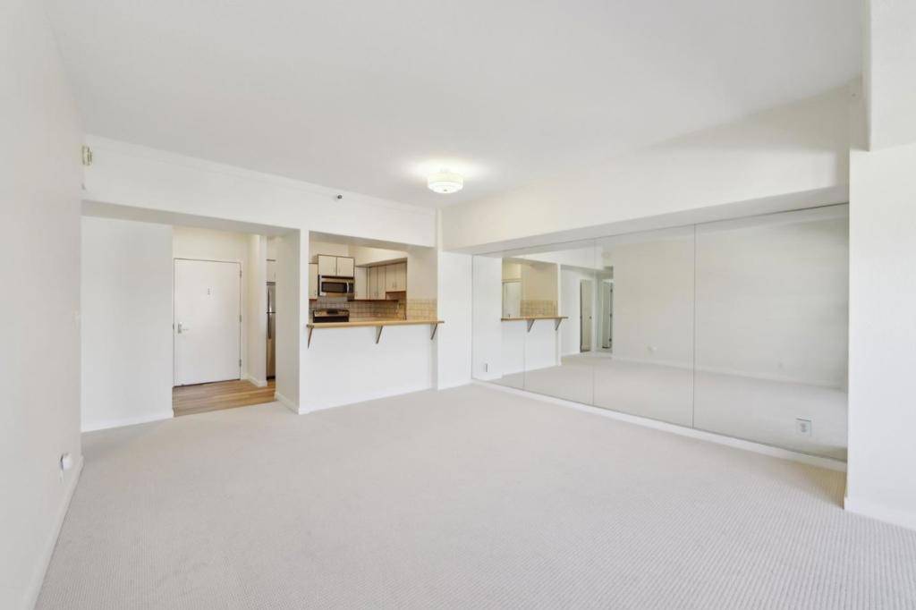 Emeryville, CA 94608,6363 Christie AVE #1725