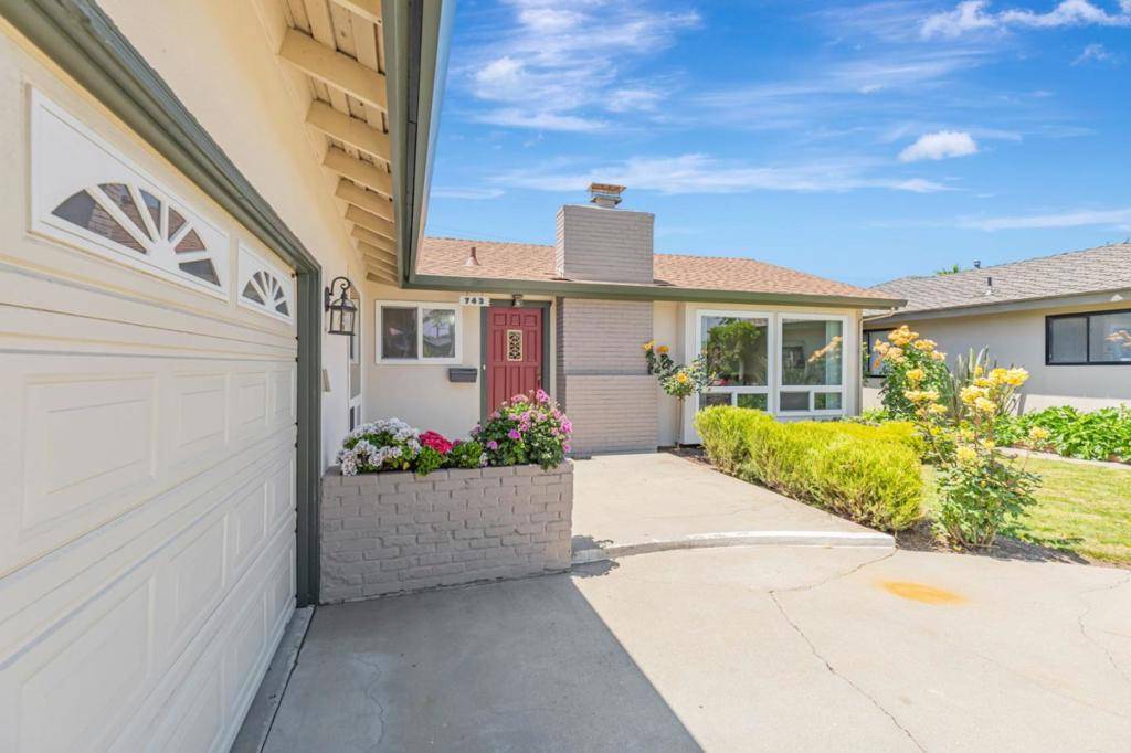 Salinas, CA 93901,743 Fairfax DR