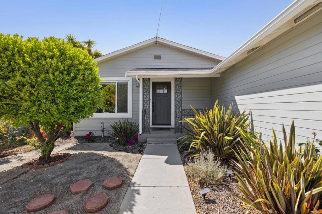 Pacifica, CA 94044,1304 Alicante DR