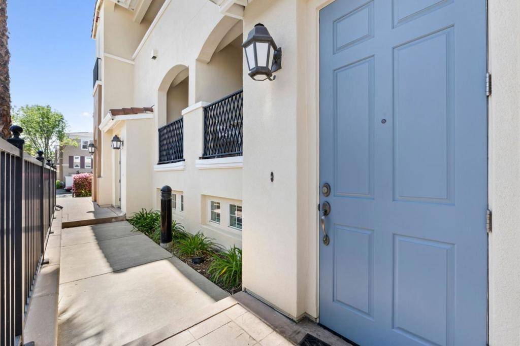 Milpitas, CA 95035,789 Parc LN