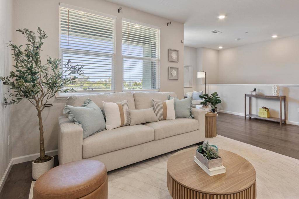 Milpitas, CA 95035,1310 Thistle PL