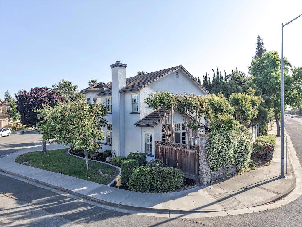 Fremont, CA 94536,38101 Cambridge CT