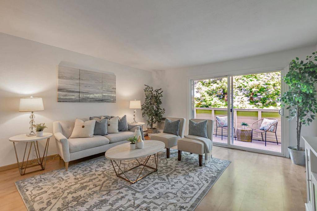 Mountain View, CA 94040,1031 Crestview DR #316