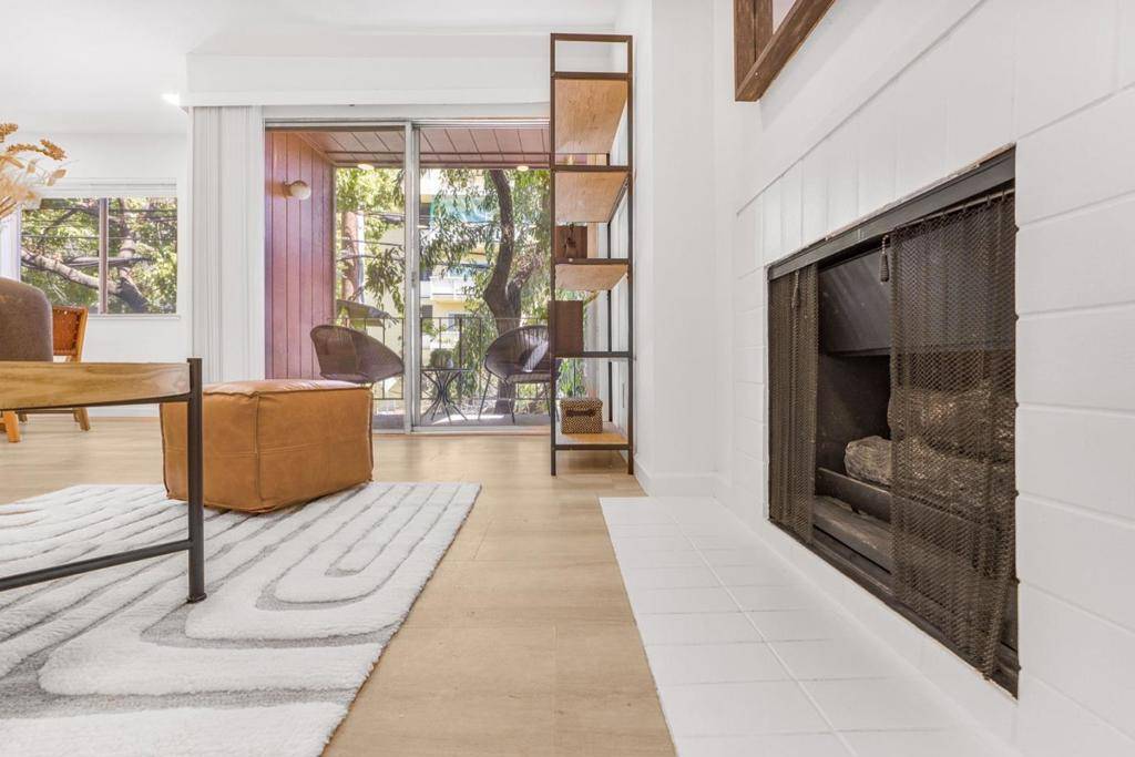 Oakland, CA 94611,3751 Harrison #101