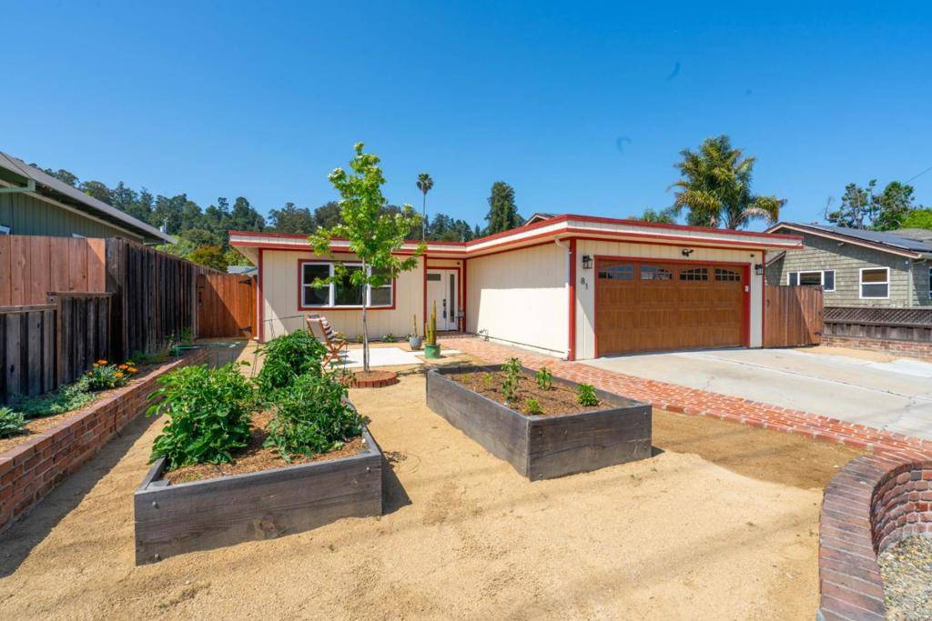 Santa Cruz, CA 95065,81 Rooney ST