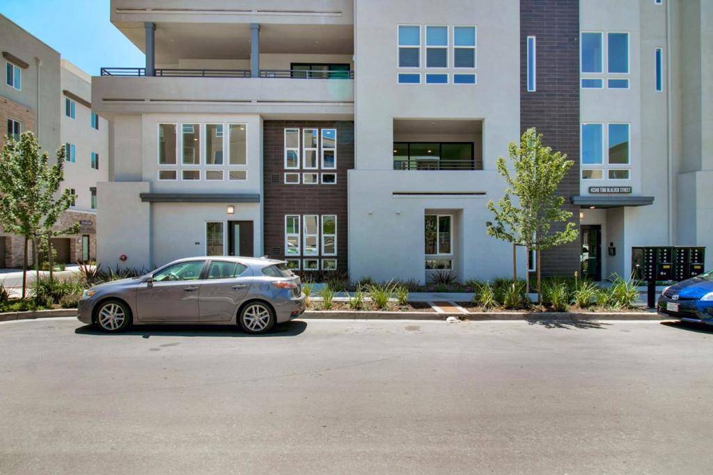 Fremont, CA 94539,45349 Tom Blalock ST #101