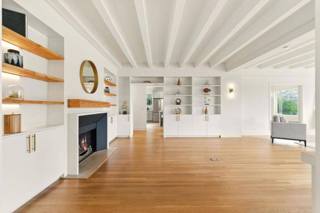 Oakland, CA 94612,244 Lakeside DR #2