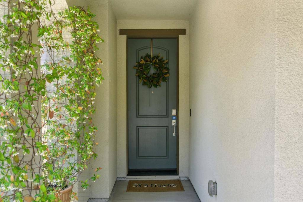 Gilroy, CA 95020,1571 Castlewood PL