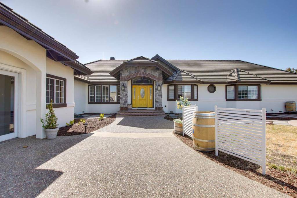 Hollister, CA 95023,160 Tevis TRL