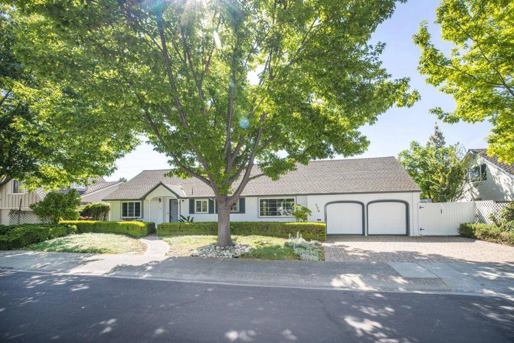 Palo Alto, CA 94303,774 Christine DR