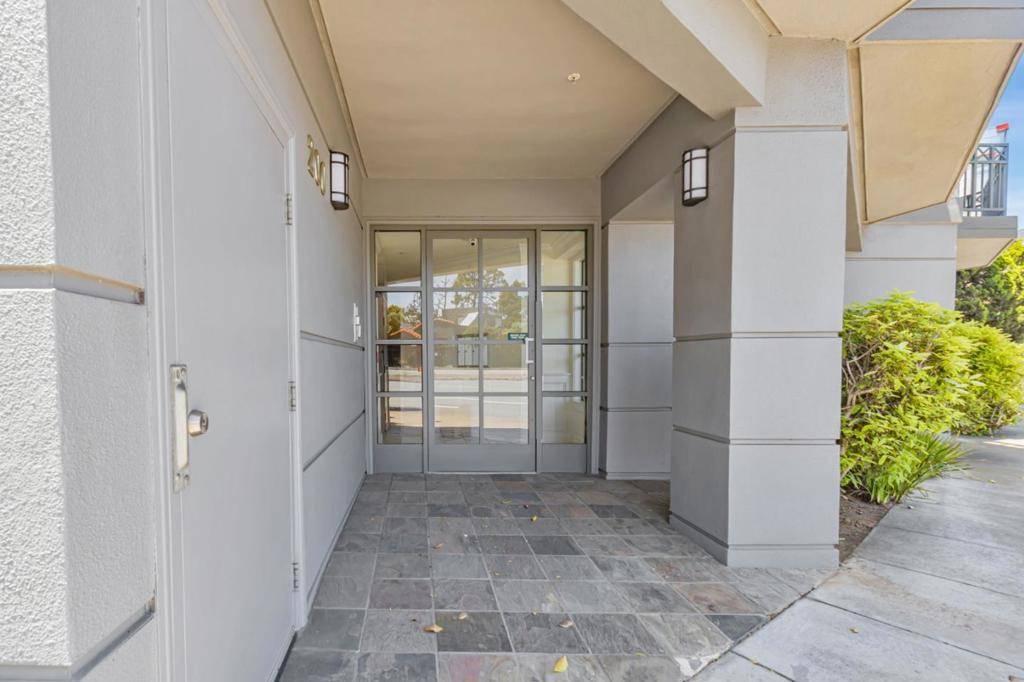 San Francisco, CA 94131,200 Portola DR #201
