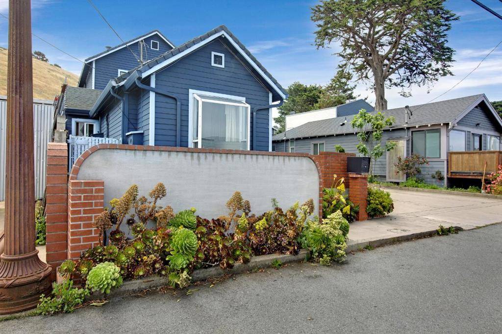 Pacifica, CA 94044,419 Harvey WAY