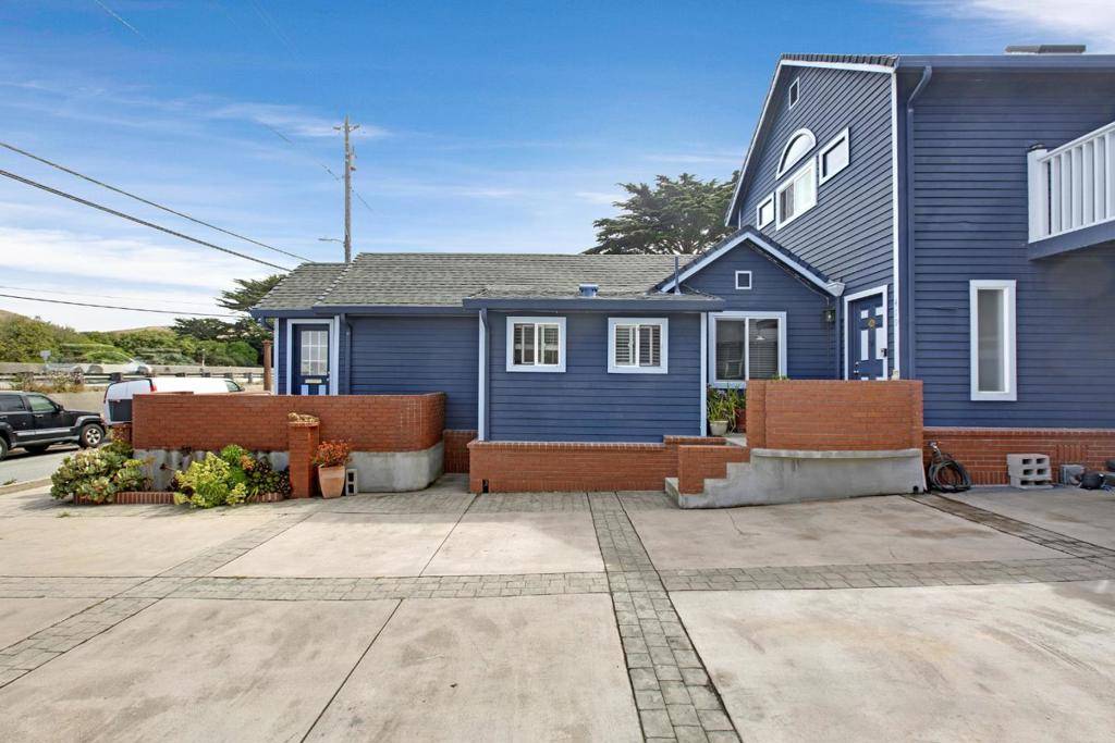 Pacifica, CA 94044,419 Harvey WAY