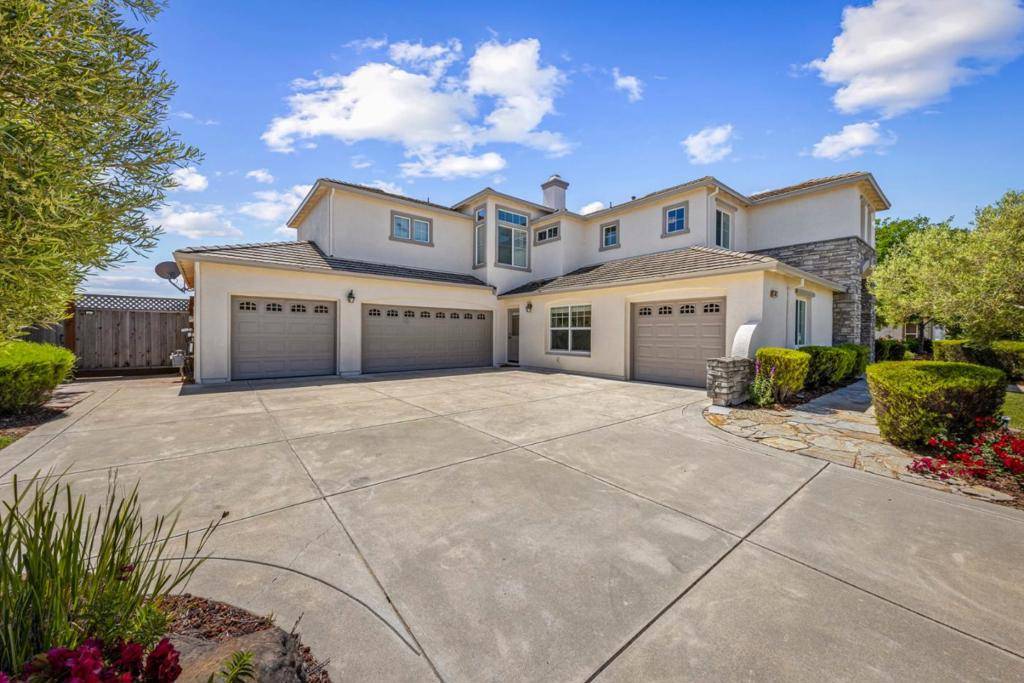 San Juan Bautista, CA 95045,531 Via Vaquero Sur
