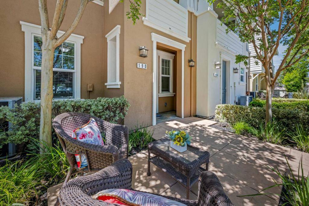 Morgan Hill, CA 95037,190 Triggs LN