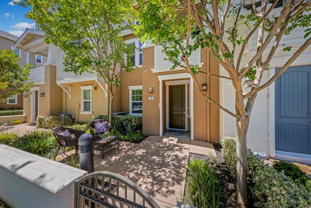 Morgan Hill, CA 95037,190 Triggs LN