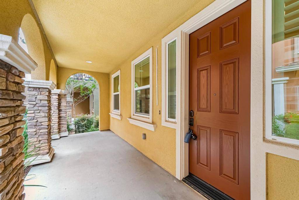 Newark, CA 94560,38924 Spicebush PL