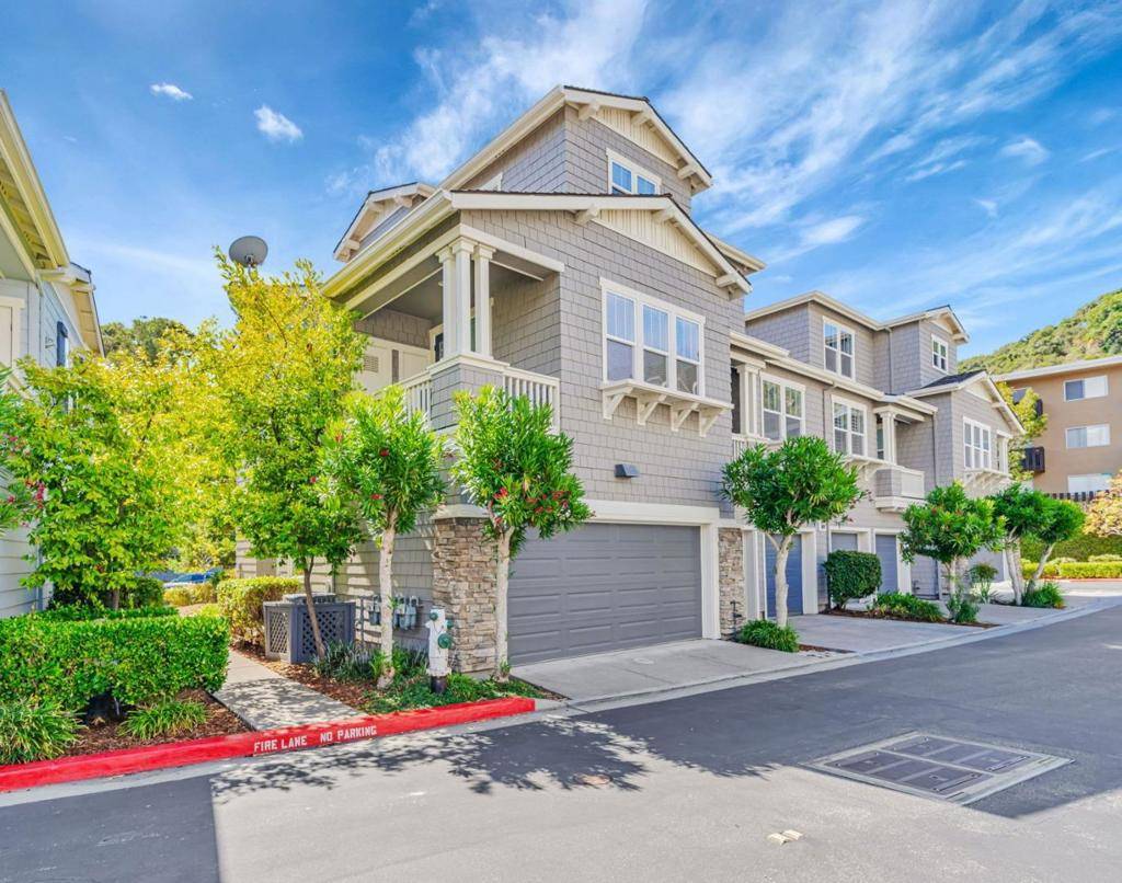 Belmont, CA 94002,100 Live Oak WAY #104