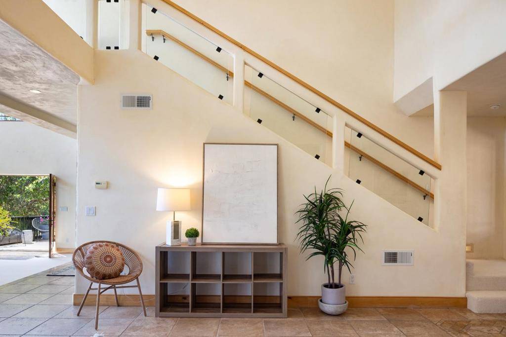 Carmel Valley, CA 93924,175 Chaparral RD