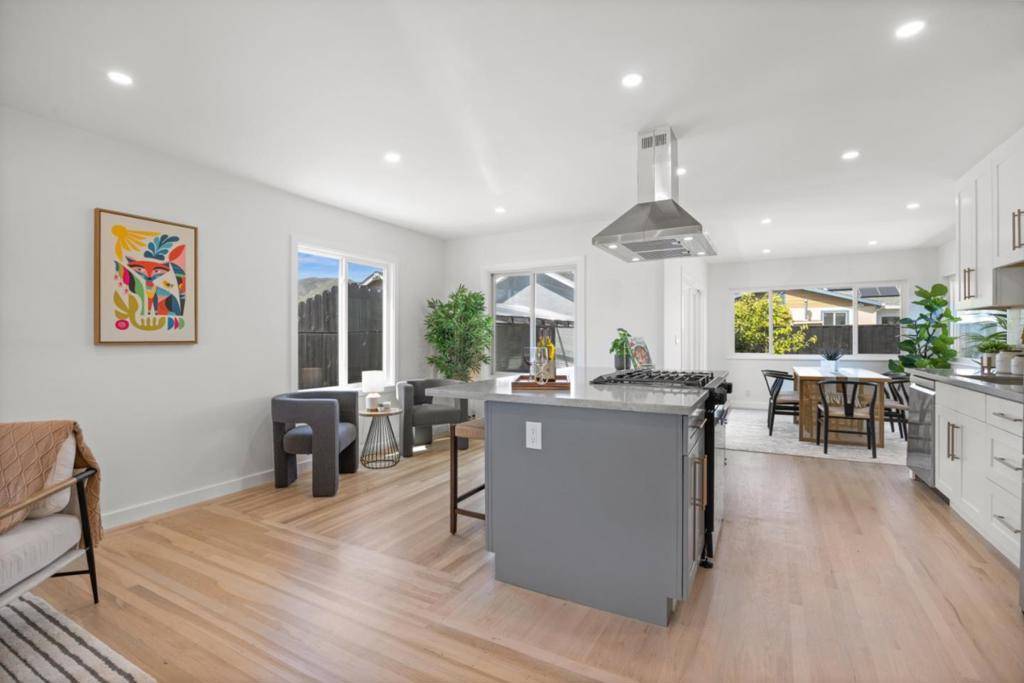 South San Francisco, CA 94080,652 Myrtle AVE