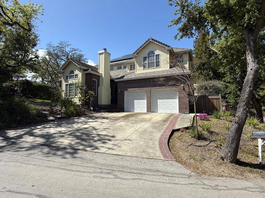 Los Altos, CA 94024,11701 Winding WAY