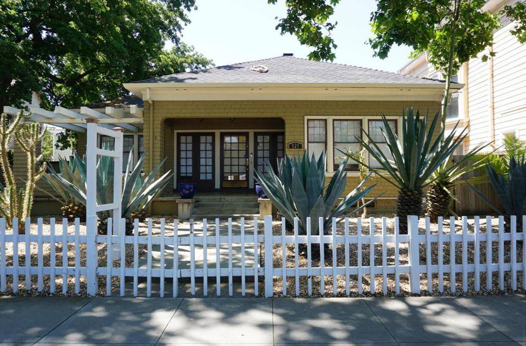 San Jose, CA 95112,121 E Julian ST