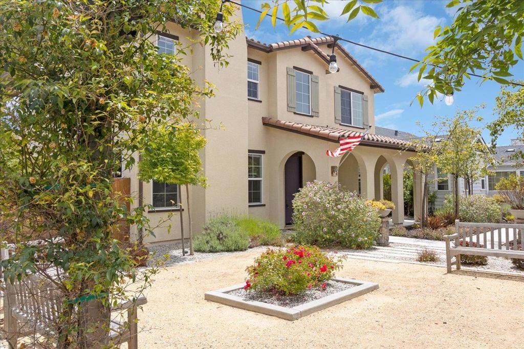 CA 93933,18623 McClellan CIR