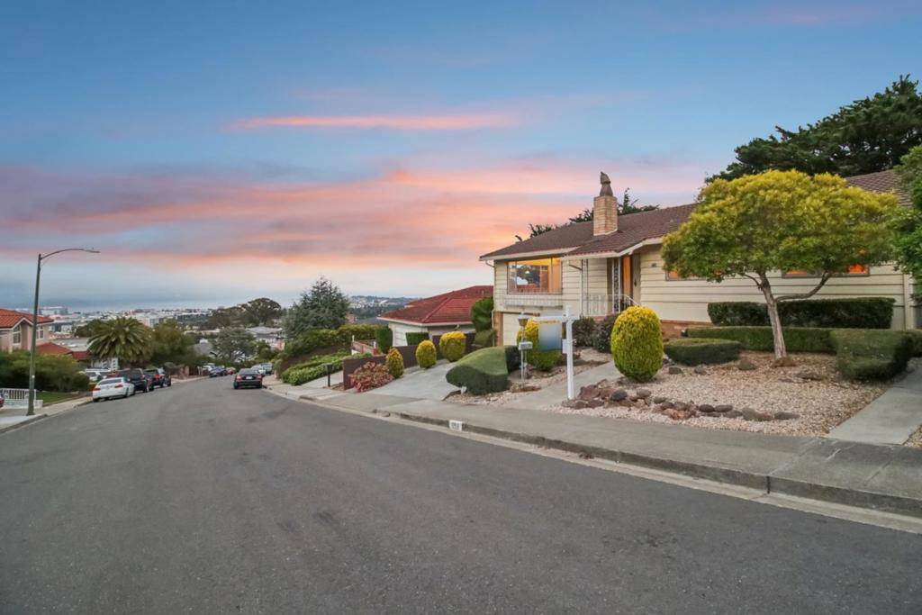 Millbrae, CA 94030,1259 Toyon DR