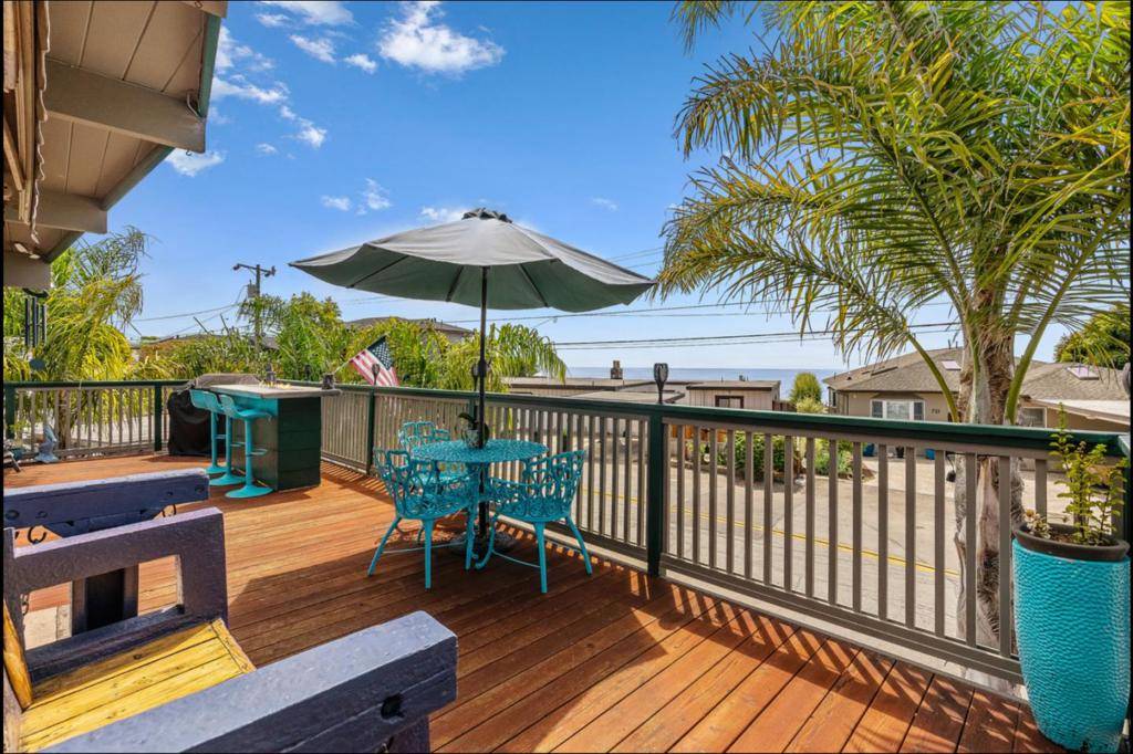 Aptos, CA 95003,716 Seacliff DR