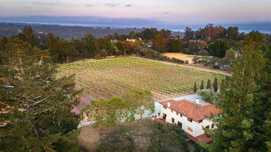 Soquel, CA 95073,3357 Chardonnay RD