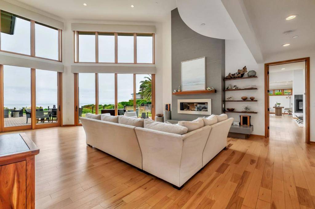 Aptos, CA 95003,616 Bayview DR