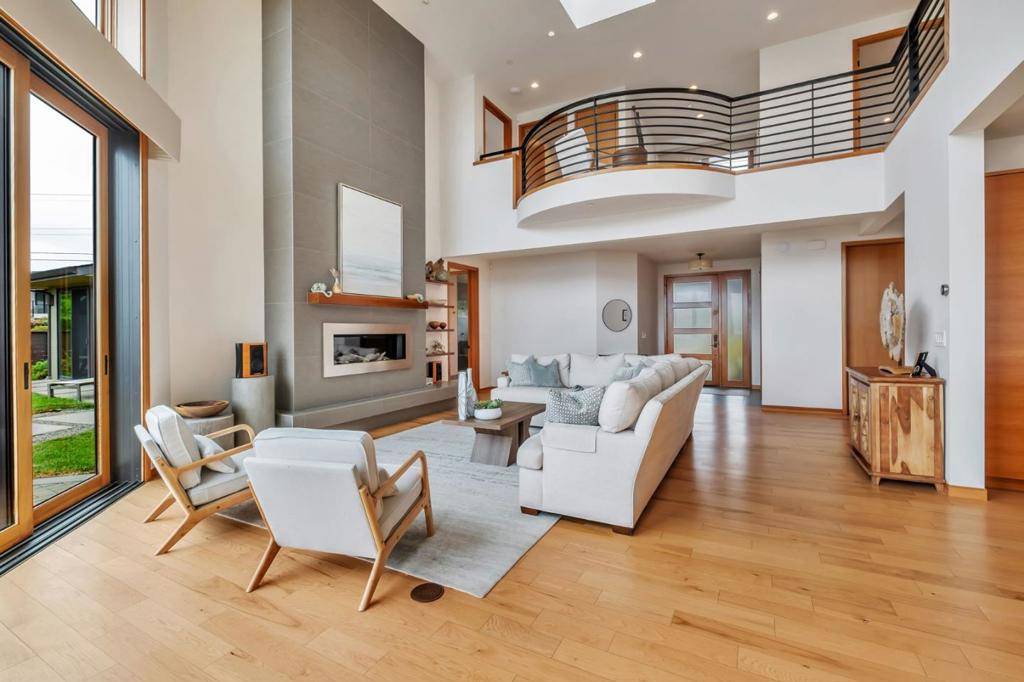 Aptos, CA 95003,616 Bayview DR