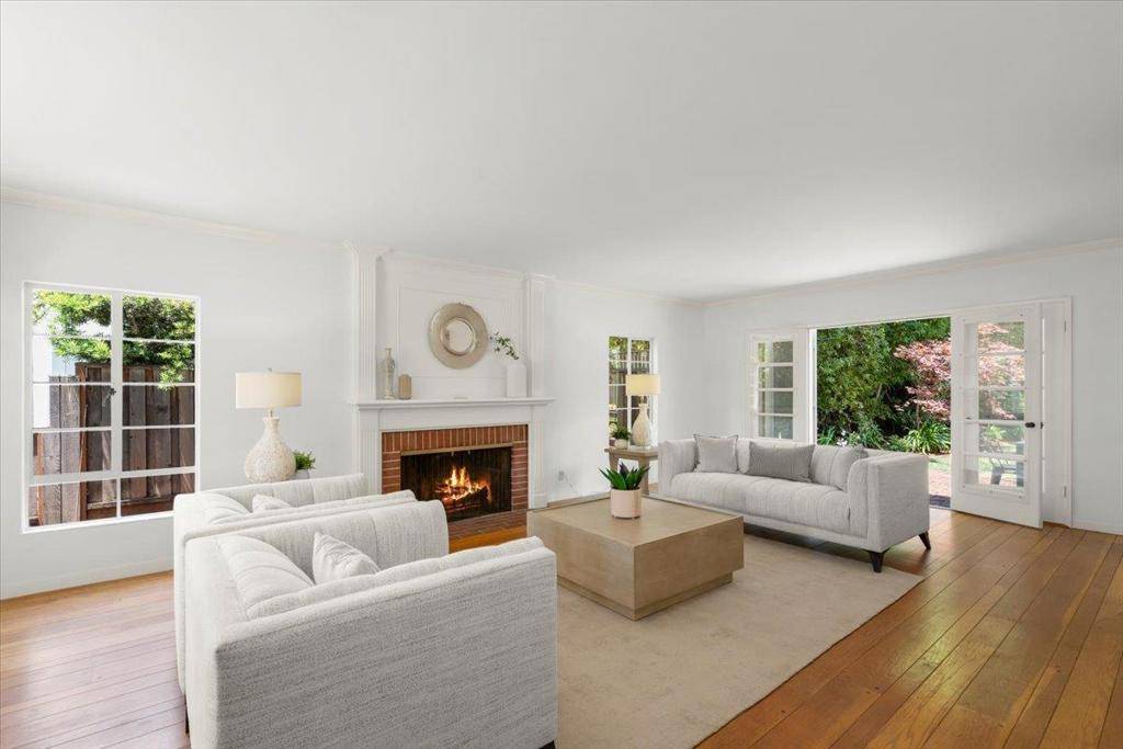 Palo Alto, CA 94301,1375 Pitman AVE