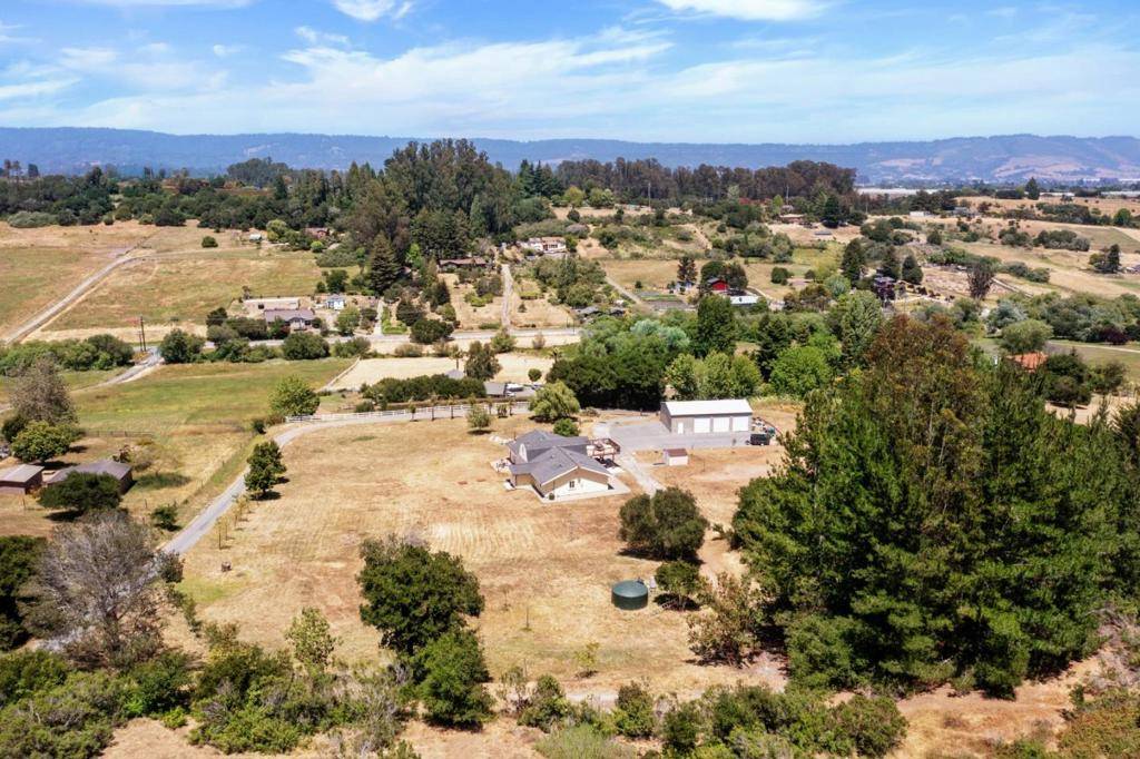 Watsonville, CA 95076,490 Carson LN