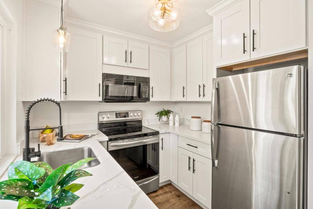 Los Gatos, CA 95032,120 Oak Rim WAY #10