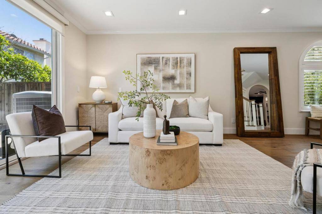 Milpitas, CA 95035,113 Meadowland DR