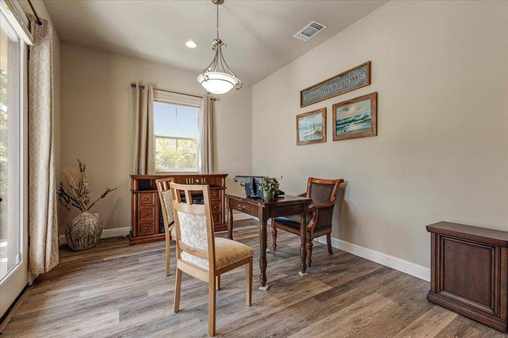 Marina, CA 93933,481 Logan WAY