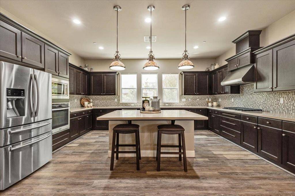 Marina, CA 93933,481 Logan WAY